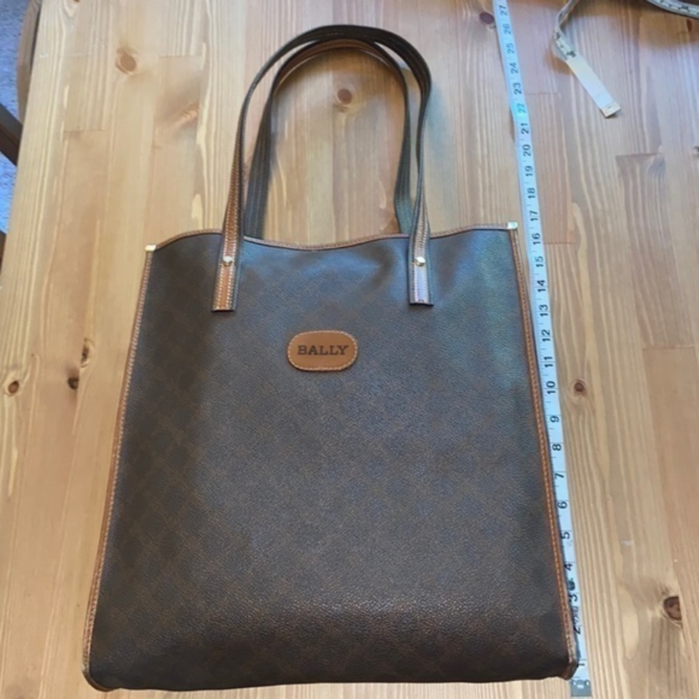 Bally Made In Italy Shoulder Bag Brown